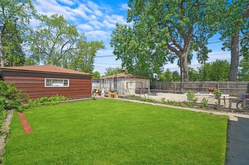 4232 Wellington Ave, Chicago IL 60641-5355 exterior