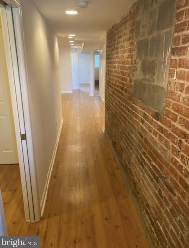 2016 Capitol St, Washington DC  20002-1328 exterior