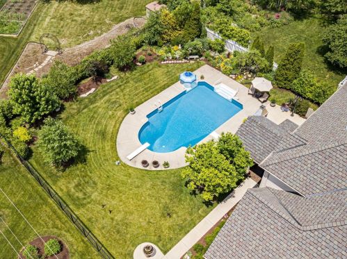 815 Ravinia Dr, Joliet IL 60404-8922 exterior