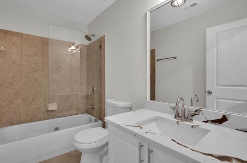 2199 Collins Dr, Atlanta GA  30318-1217 exterior