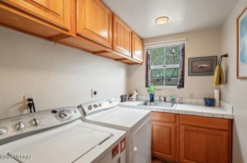 6421 Paseo Otono, Tucson AZ  85750-1208 exterior