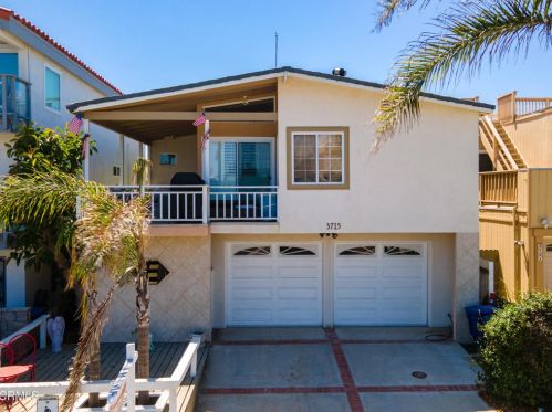 3715 Sunset Ln, Oxnard CA 93035-4133 exterior