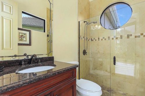 2832 Coco Lk Dr, Naples FL 34105-4514 exterior