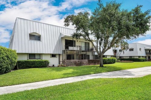 875 13th St, Boca Raton FL  33486-2328 exterior