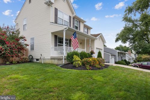 201 Empire Ave, Blenheim NJ 08012-4704 exterior