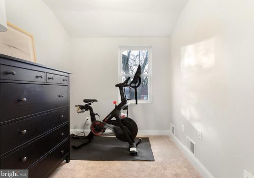 3459 25th St, Washington DC 20037-2209 exterior