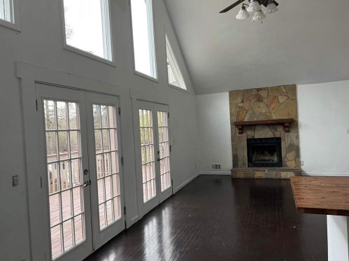 624 Lake Dr, Lithonia GA  30039-6634 exterior