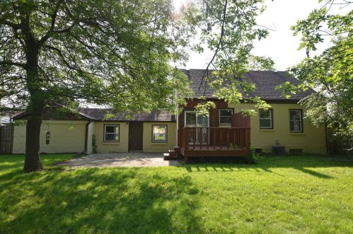 4825 91st St, Milwaukee WI  53225-4125 exterior