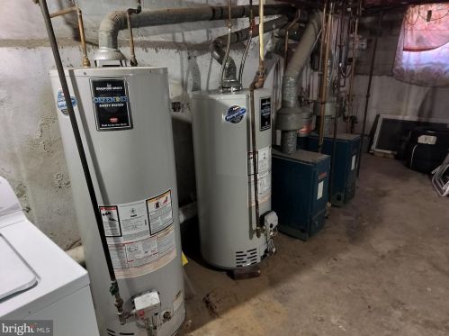 2214 17 St, Philadelphia PA 19132-3930 exterior