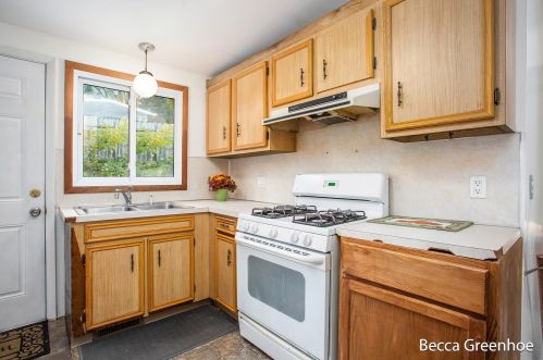 2049 Cypress St, Wyoming MI exterior