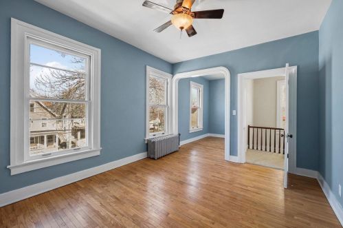 945 Jenifer St, Madison WI  53703-3521 exterior