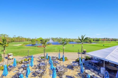 7247 Lantana Cir, Naples FL 34119-9809 exterior