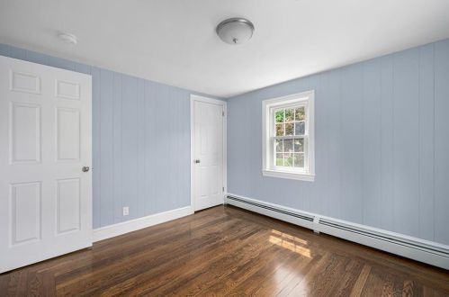 4 Mount Ave, Providence RI  02906-3410 exterior