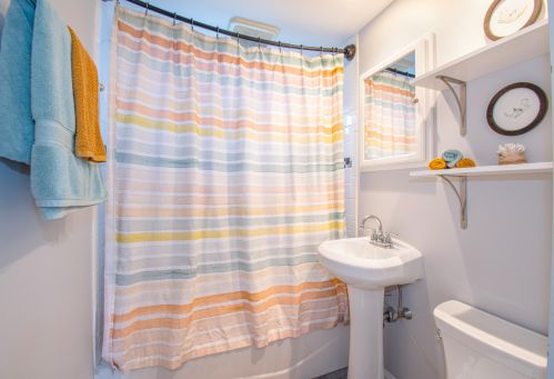 129 Massachusetts Ave, Portland ME  04102-2515 exterior