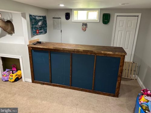 803 Poplar St, Pottstown PA 19464-1809 exterior