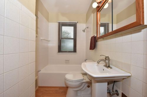 3770 73 St, Milwaukee WI 53216-1926 exterior