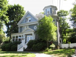 14 Newtonville Ave, Newton, MA 02458-1939