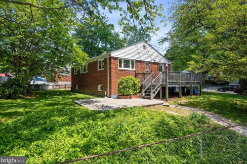 10300 Insley St, Silver Spring MD  20902-4931 exterior