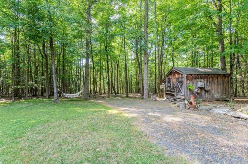 53 M And M Rd, Middletown NY 10940-6392 exterior