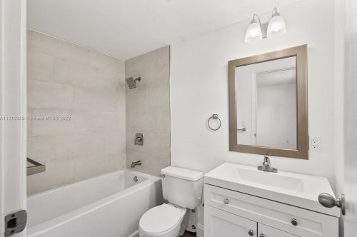 300 Prima Vis Blvd, Fort Pierce FL 34983-1834 exterior