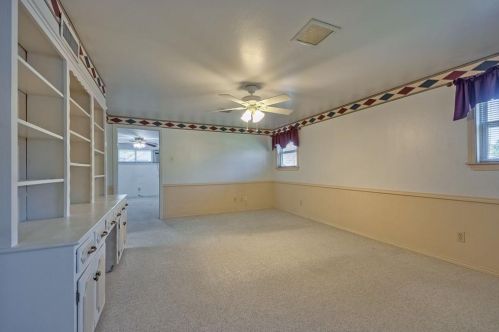 2664 Beechmont Dr, Dallas TX 75228-4224 exterior