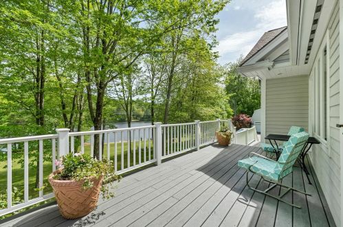 31 Sunset Ave, Concord NH 03301-2730 exterior