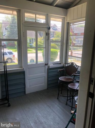 406 Elmwood Ave, Manor PA 19036-2327 exterior