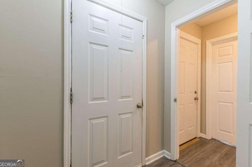 4335 Greenleaf Rd, Atlanta GA exterior