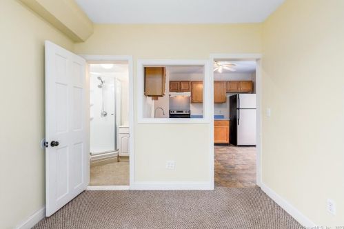 20 Mechanic St, Killingly CT 06239-1919 exterior