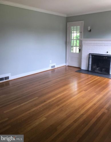 1815 Sherwood Rd, Silver Spring MD 20902-4030 exterior