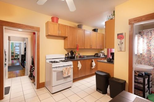 15 Vernon St, Providence RI 02903-3027 exterior