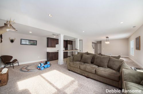 1839 Starr View Ln, Middlevle MI 49333-8061 exterior