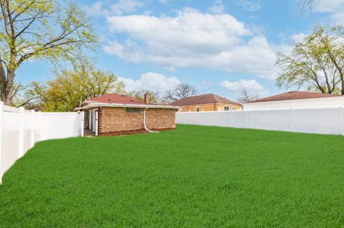 2500 11 Ave, Broadview IL 60155-4814 exterior