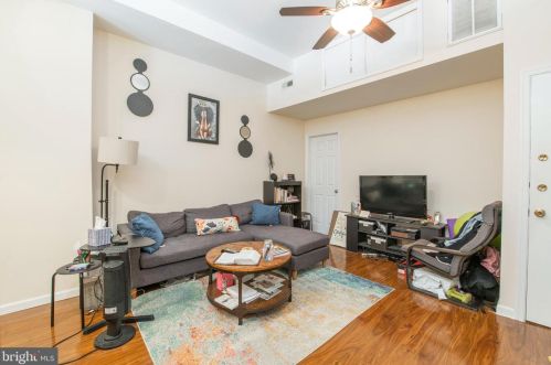 1821 Broad St, Philadelphia PA 19146-2232 exterior