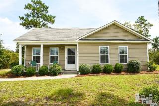 8495 Heirloom Dr, Belville, NC 28451-9430