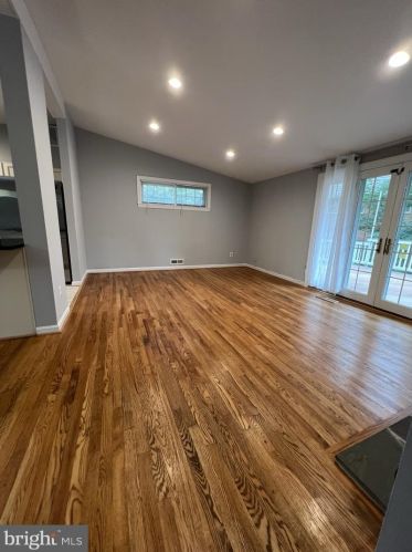 1807 Youngblood St, Mc Lean VA  22101-5244 exterior