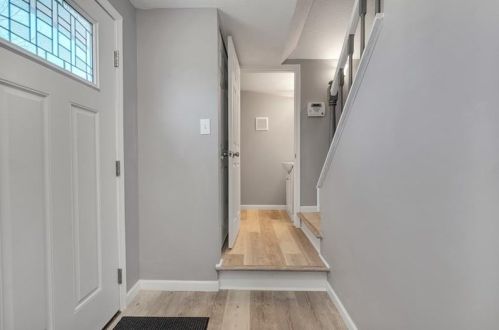 312 Macnab Dr, Moon Twp, PA 15108-9607