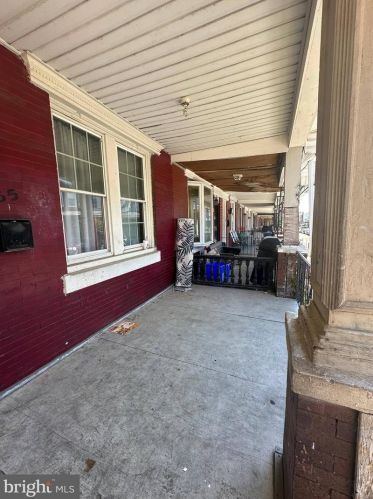 5555 Addison St, Philadelphia PA  19143-1305 exterior