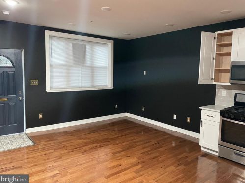 4938 Lancaster Ave, Philadelphia PA  19131-4535 exterior