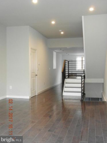 1935 11th St, Philadelphia PA  19148-2334 exterior