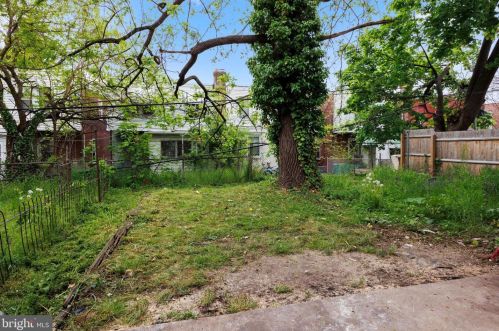 928 Forrester Ave, Darby PA 19023-1612 exterior