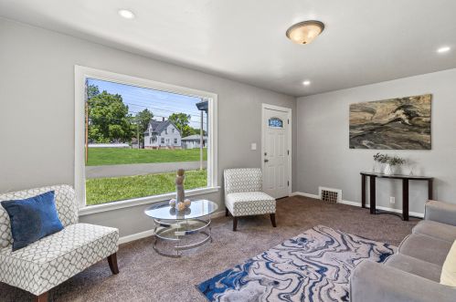 4932 20th St, Milwaukee WI  53221-2861 exterior