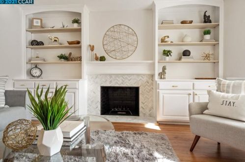 5507 Alaska Dr, Concord CA  94521-4009 exterior