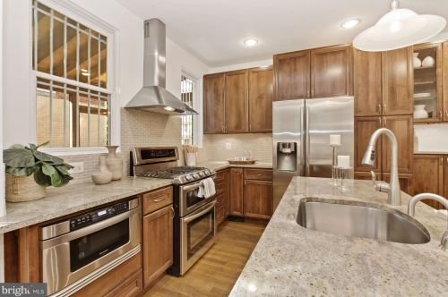 404 7 St, Washington DC 20024-2576 exterior