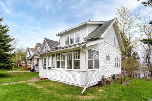 2318 12 St, Duluth MN 55806-1261 exterior