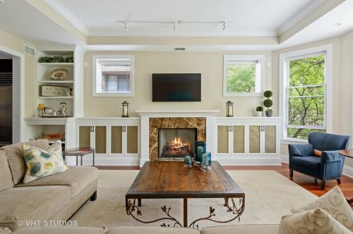 454 Deming Pl, Chicago, IL 60614-1771