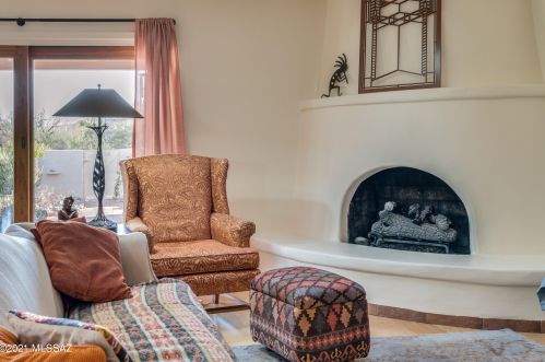 441 Camino Del Poso, Green Valley AZ 85614-2307 exterior