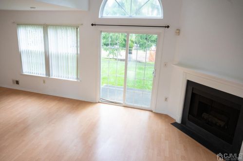 400 Draco Rd, Piscataway NJ 08854-5472 exterior