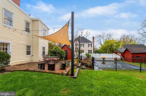 307 Great Falls Rd, Rockville MD exterior