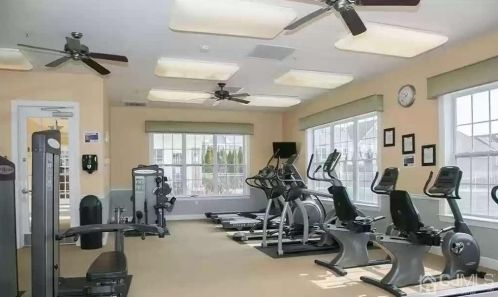 9 Edward Stec Blvd, Edison NJ 08837-7005 exterior